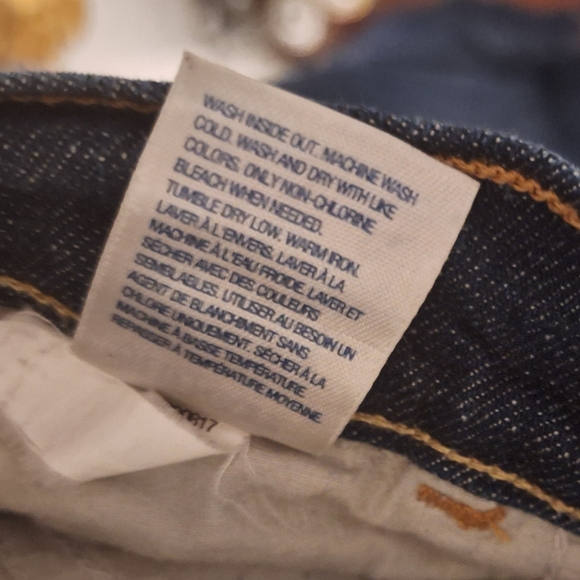 Old navy sweetheart denim, platonic ideal of girljeans - Picture 8 of 8